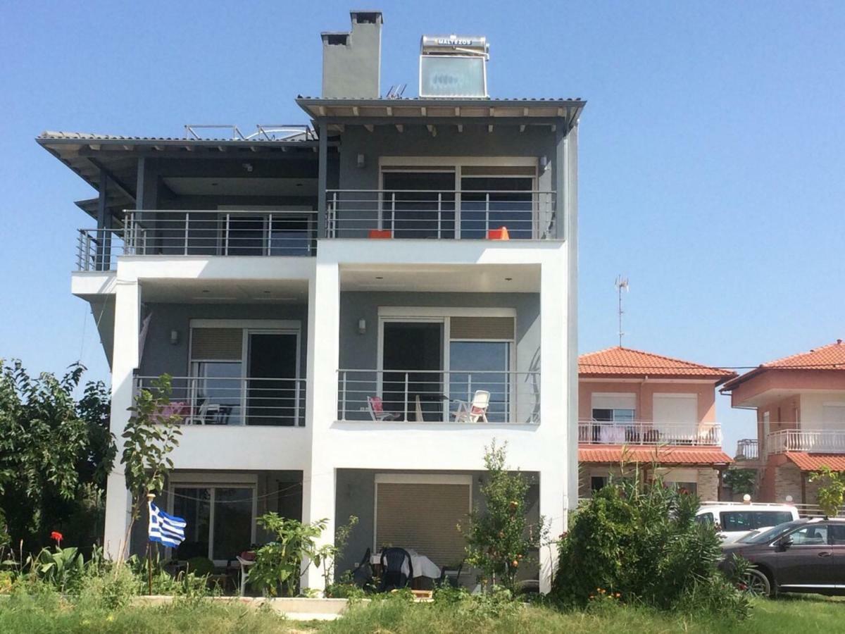 See To Sea Apartments Paralia Dionysiou Esterno foto