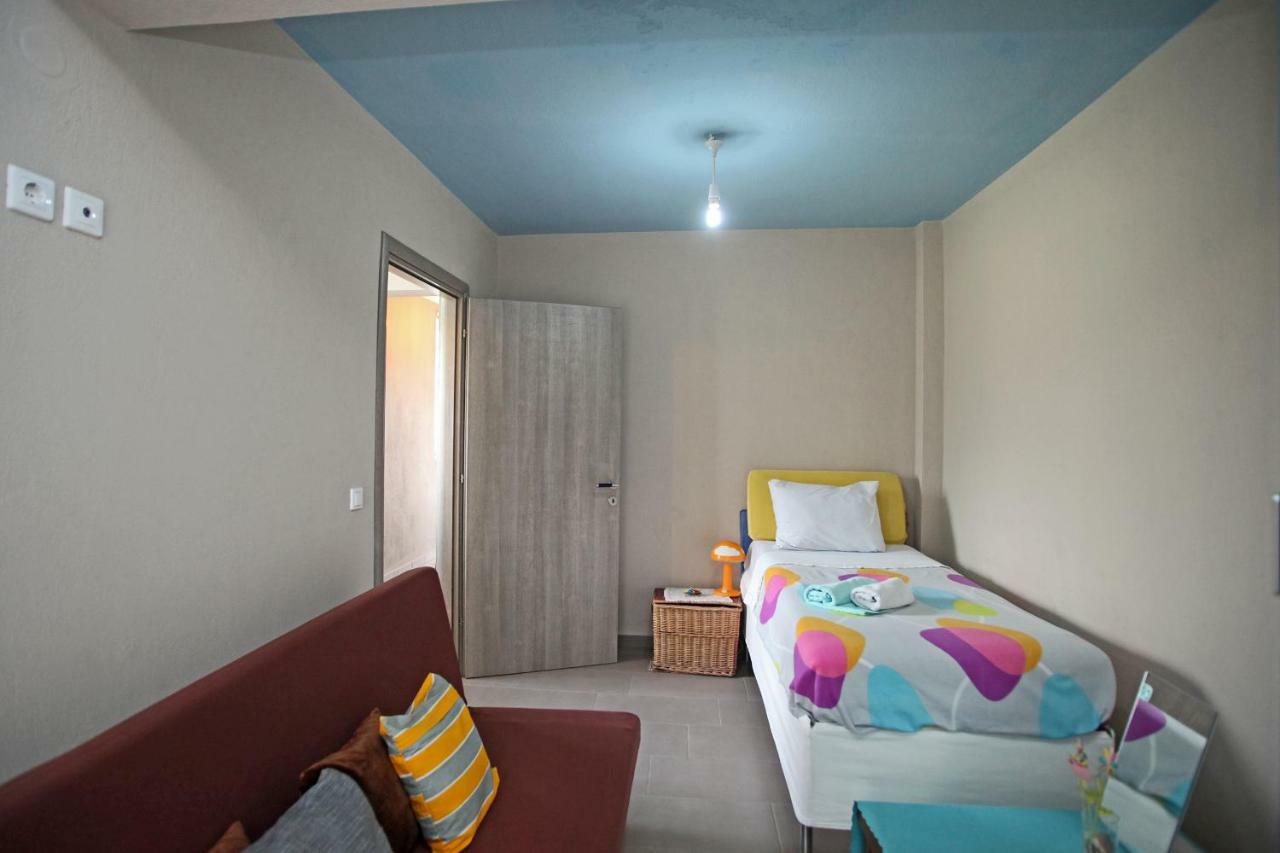 See To Sea Apartments Paralia Dionysiou Esterno foto
